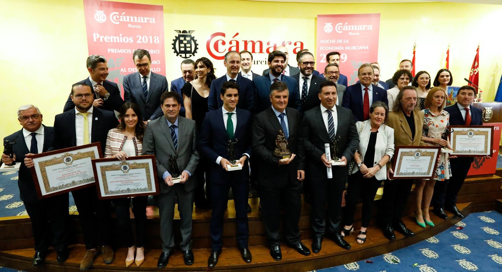 La Cámara de Comercio de Murcia entrega sus premios en la Noche de la Economía