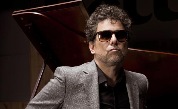 Andrés Calamaro: «Soy más intérprete que autor»