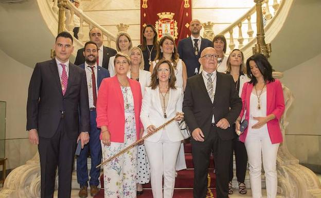 Castejón y Arroyo se alternarán en Cartagena y evitan que José López ocupe la alcaldía