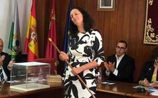 La popular Juana Martínez accede a la alcaldía de Fuente Álamo con apoyo de Ciudadanos, Vox y Cifa