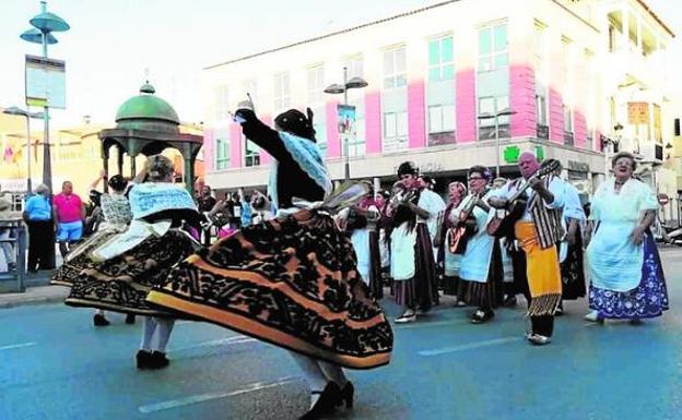 Exitosa fiesta del folclore y las tradiciones