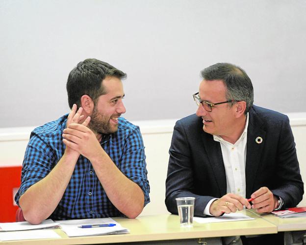 Conesa espera la decisión de Ferraz sobre la posible suspensión de los ediles