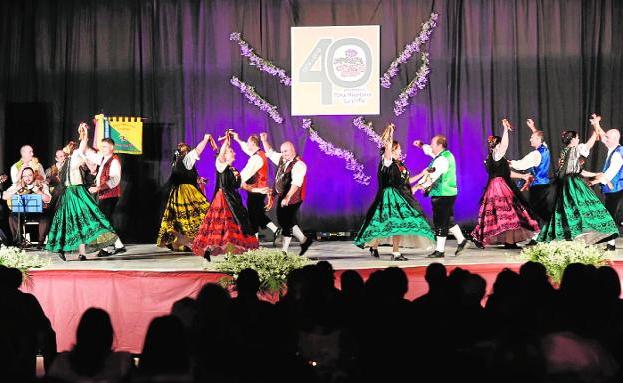 El folclore festeja los 40 años de La Crilla