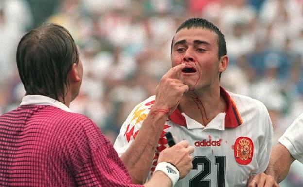 25 años del codazo a Luis Enrique que dolió a toda España