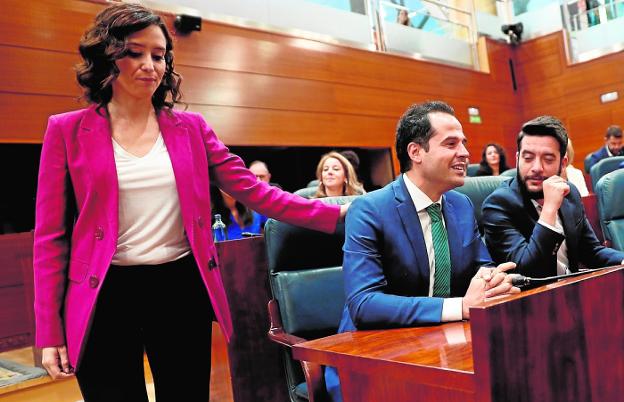 La Comunidad de Madrid emprende el camino hacia unas nuevas elecciones