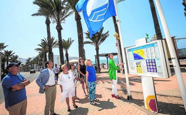 Las mejores playas ya tienen sus banderas