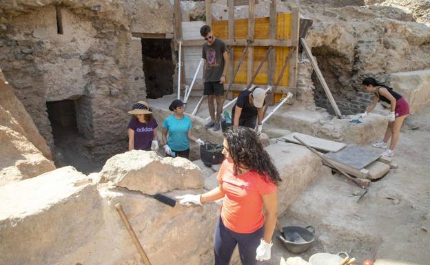 La contratación de la segunda fase del Anfiteatro permitirá excavar de nuevo a final de año