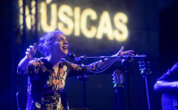 Luísa Sobral, la belleza desvestida