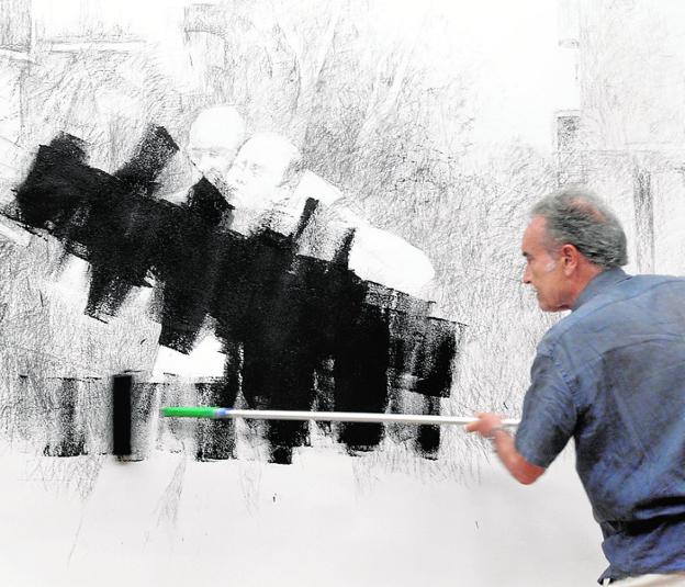 Pedro Cano destruye el mural efímero de Verónicas