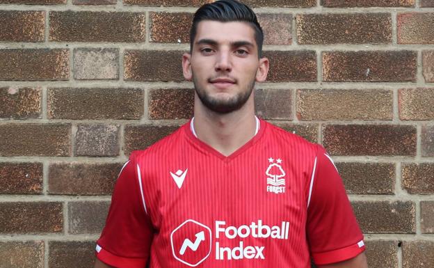 El murciano Rafa Mir jugará cedido en el Nottingham Forest de la segunda división inglesa