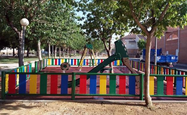 Pérgolas y juegos infantiles mejorarán plazas y jardines de catorce pedanías de Murcia