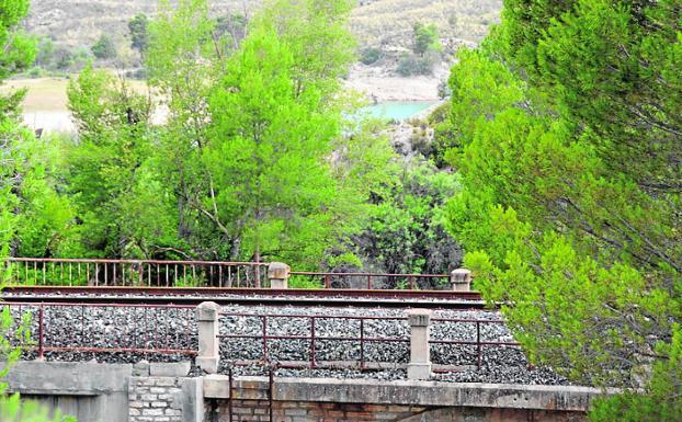 Hellín propone un tren turístico que enlace Agramón y Calasparra