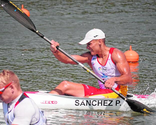 Pablo Sánchez va por delante