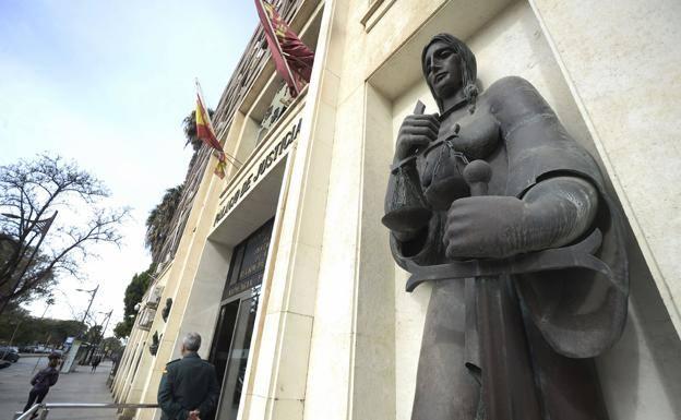 Rehabilitan a un obrero que «ya tolera que le lleven la contraria»