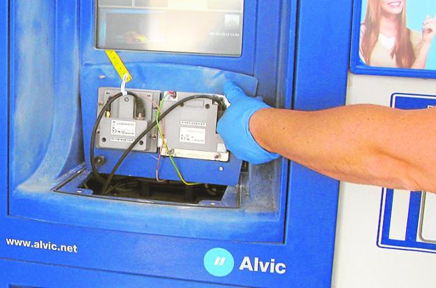 Acusan a dos jóvenes de una oleada de asaltos en tiendas y gasolineras