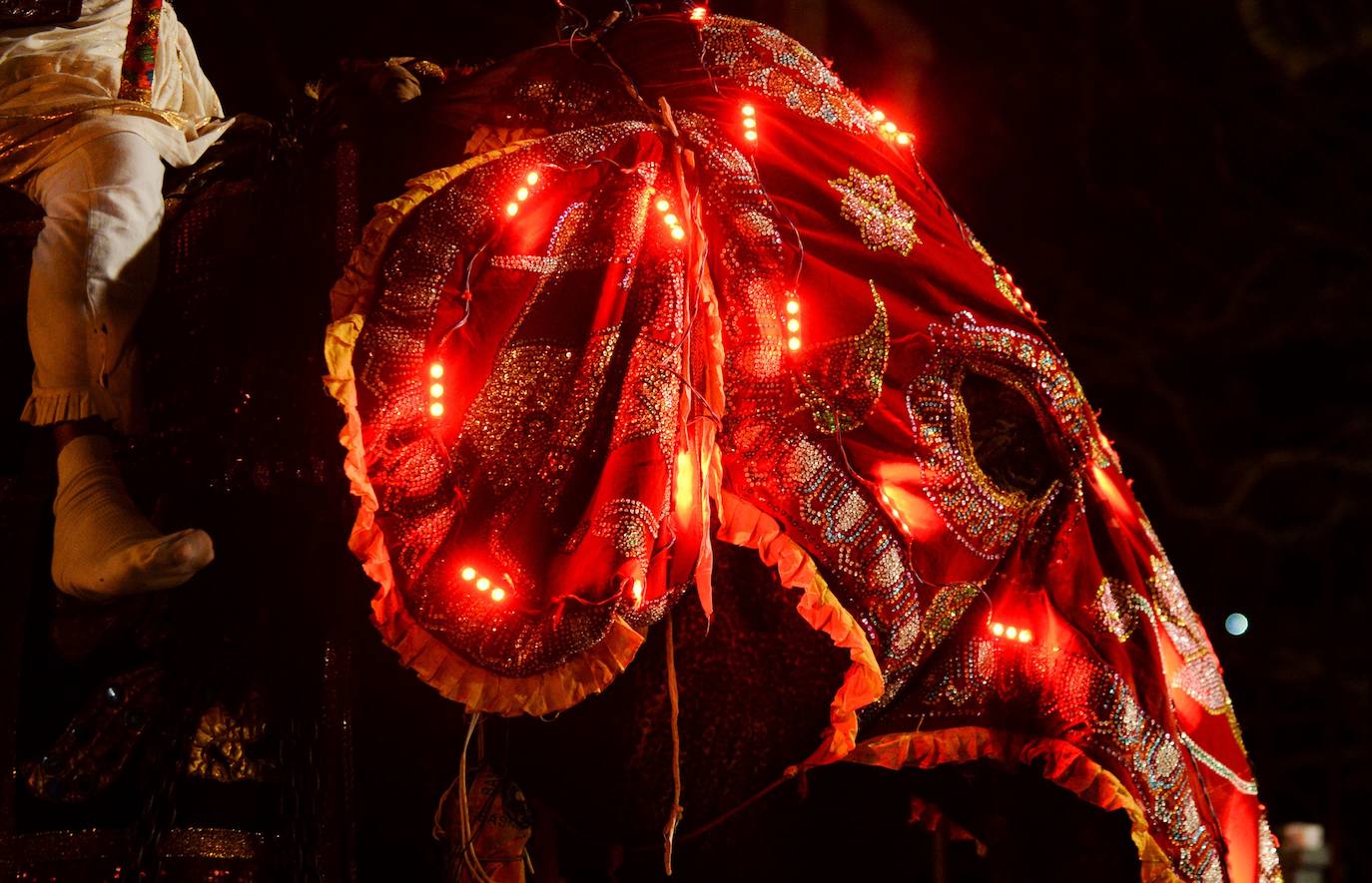 Una procesión distinta