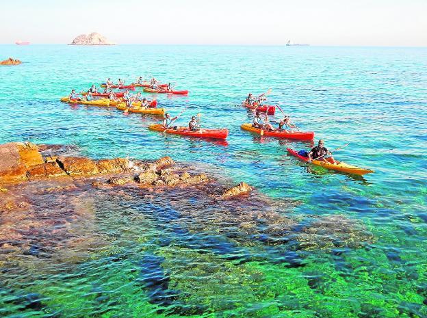 Costa virgen a kayak y pala