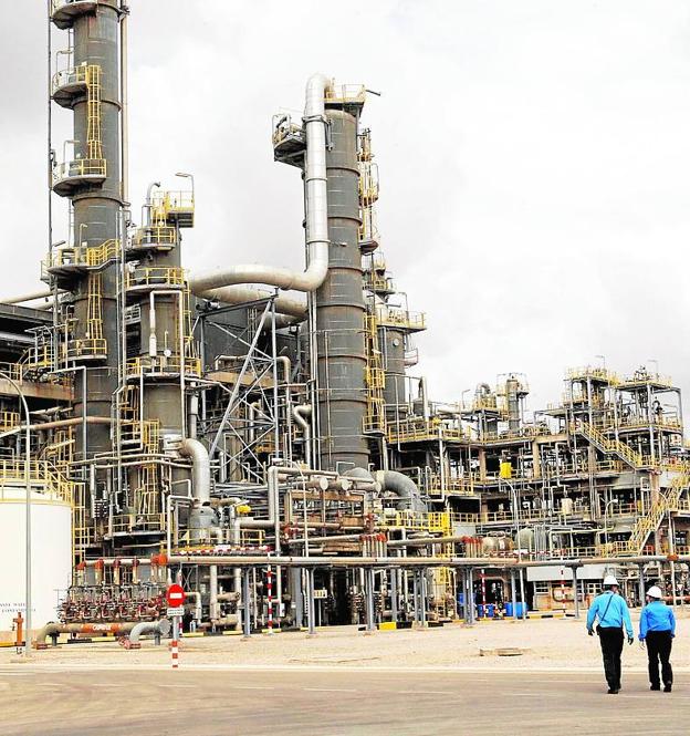 La Comunidad multa a Sabic por la emisión de metales pesados