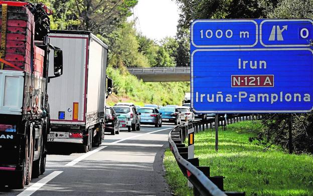 El G7 cambia la ruta de medio millar de camiones murcianos