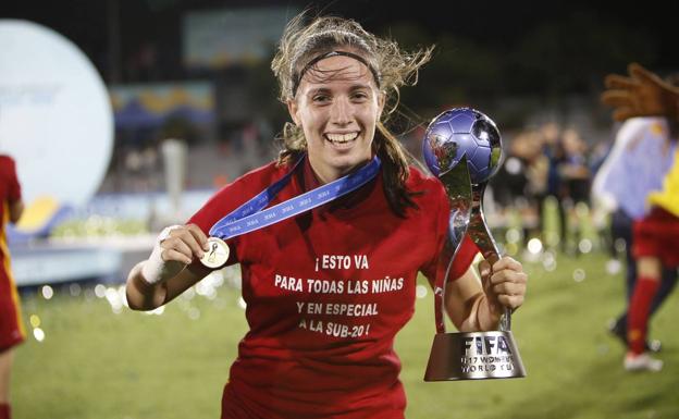 La yeclana Eva Navarro, muy cerca del Real Madrid