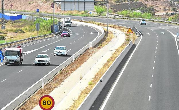 La 'autovía del bancal' se hunde por «un problema geotécnico»