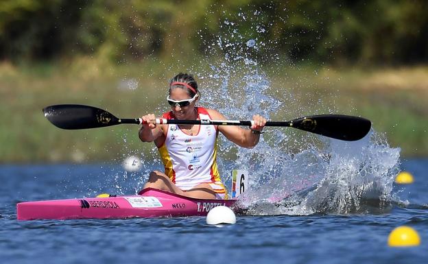 Teresa Portela, entre la piragua y los biberones, camino de Tokio