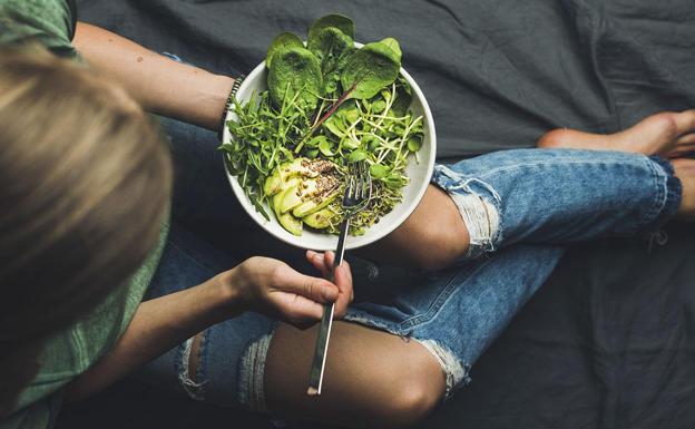 Mi hijo adolescente quiere ser vegetariano, ¿qué hago?