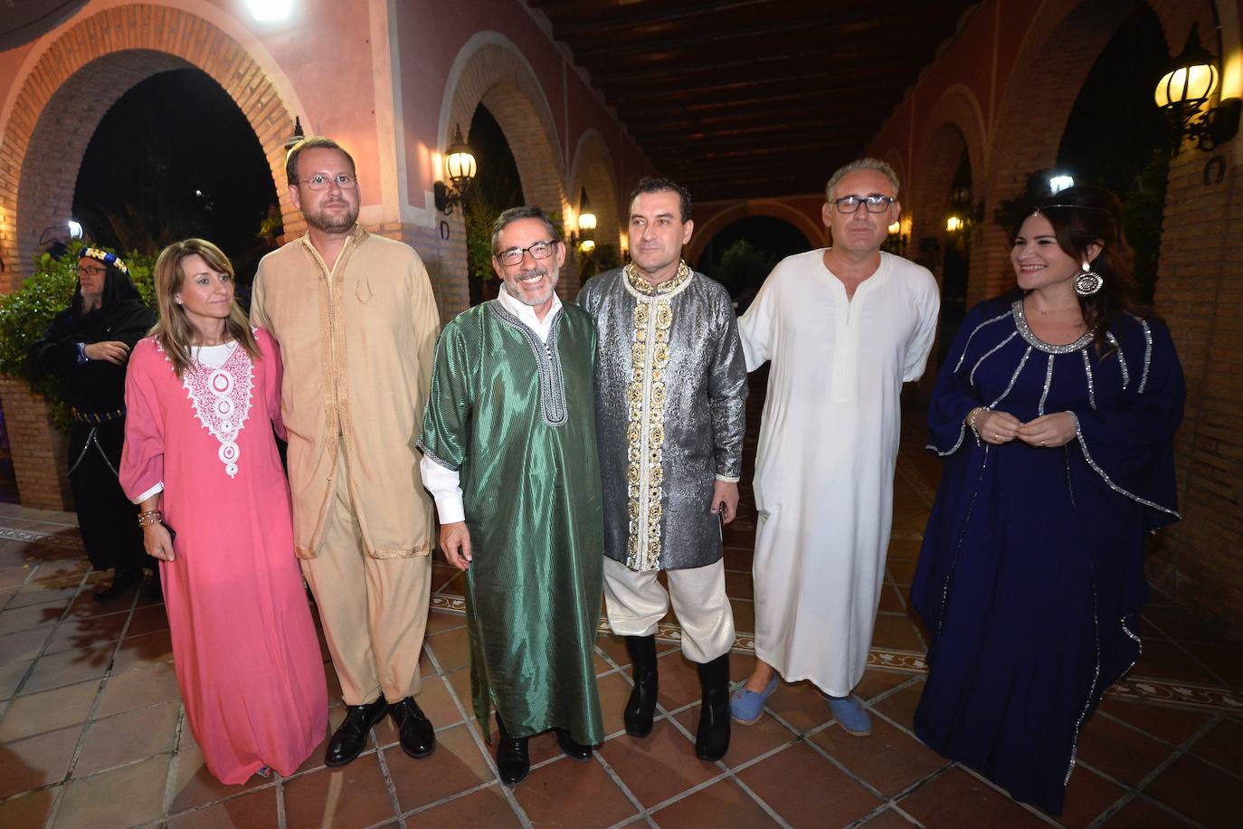 Moros y Cristianos de Murcia abren boca a su fiesta en la cena medieval
