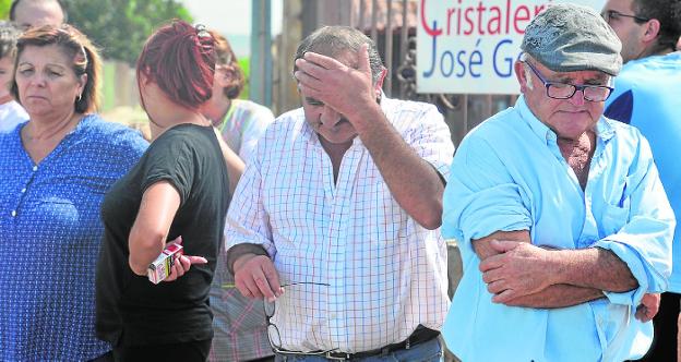 El Ejército interviene en El Raal para prestar auxilio a un centenar de vecinos