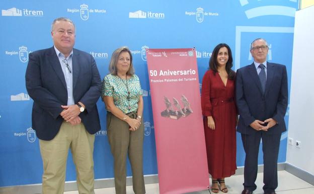 El Aeropuerto Internacional de la Región, premiado en las 'Palomas del Turismo 2019'