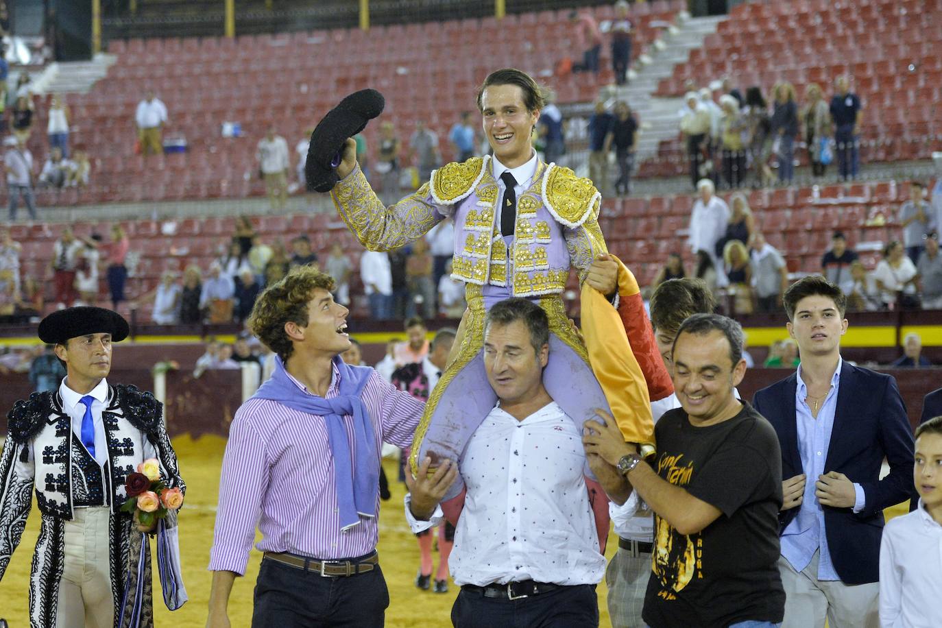 Debut y puerta grande para José María trigueros