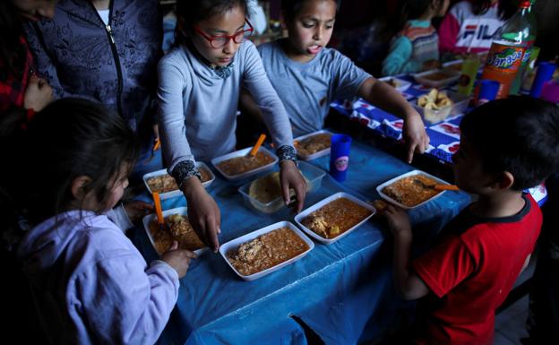 Argentina acelera hacia el precipicio