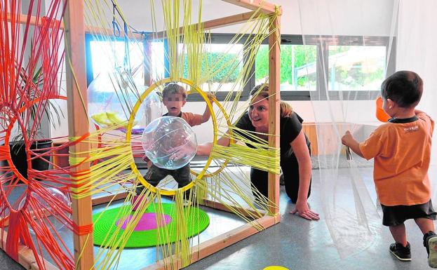 El cheque-bebé tratará de compensar la falta de plazas en guarderías públicas en la Región de Murcia