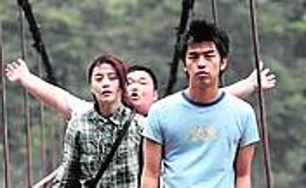 Tres jóvenes en busca de sus destinos