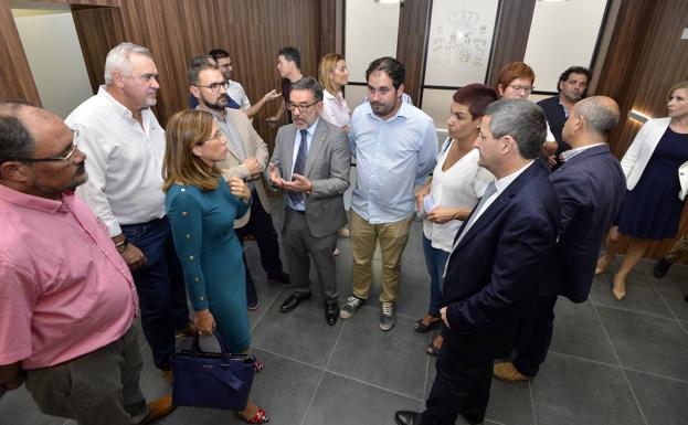 Los alcaldes piden al Ejecutivo regional «implicación» económica tras la DANA