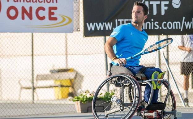 El murciano Enrique Siscar, campeón individual y de dobles del Open Internacional de Madrid