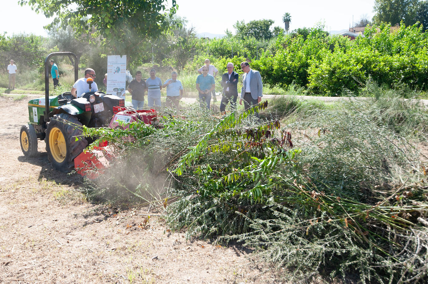 Empieza la trituración de los restos de poda para disminuir las quemas