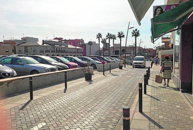 Una empresa cobrará por estacionar en el solar de la avenida Emilio Castelar de San Pedro