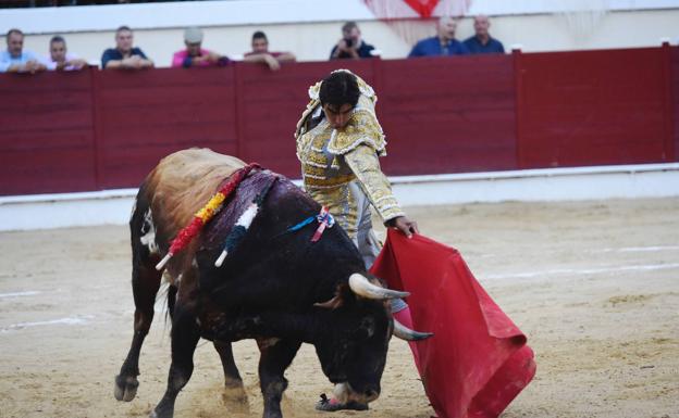 La terna sale a hombros en Abarán