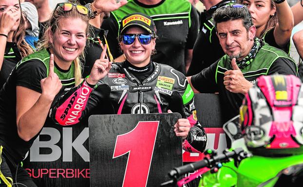 Ana Carrasco se impone en Francia, pero dice adiós al Mundial