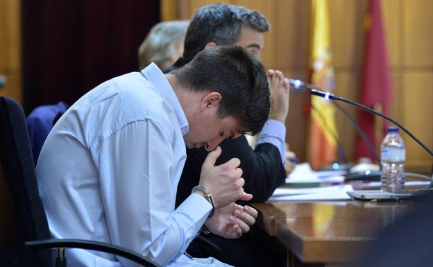 El jurado popular halla culpable de asesinato alevoso al joven que mató a su exnovia en Canteras