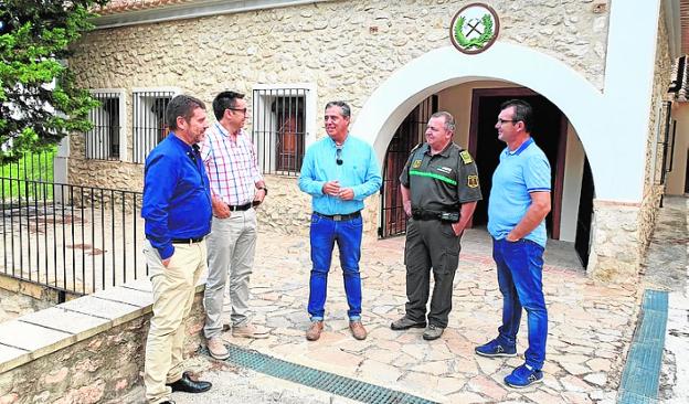 Inician los trámites para agilizar el camping de Pliego