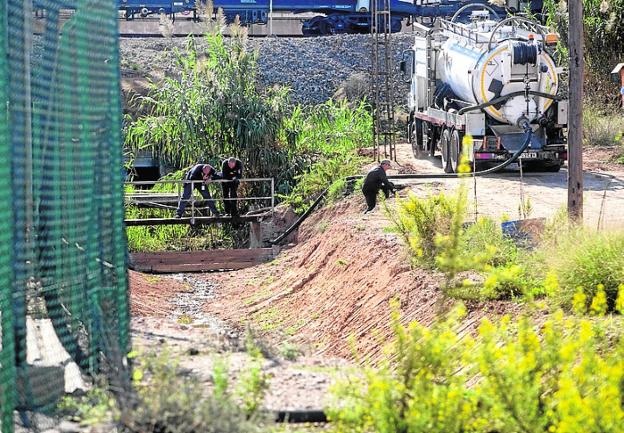 Otro vertido de la refinería afectó a la rambla de Escombreras en septiembre