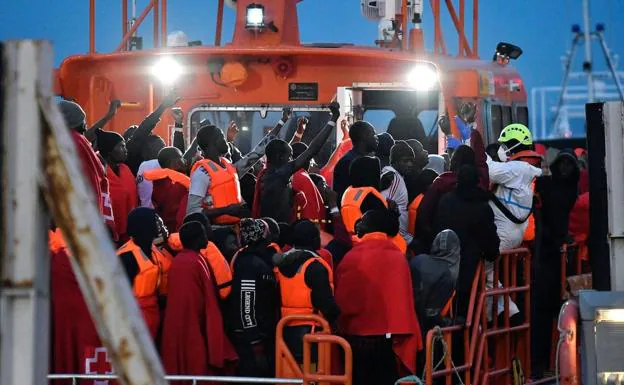 Aumenta la llegada de inmigrantes ilegales a España en septiembre