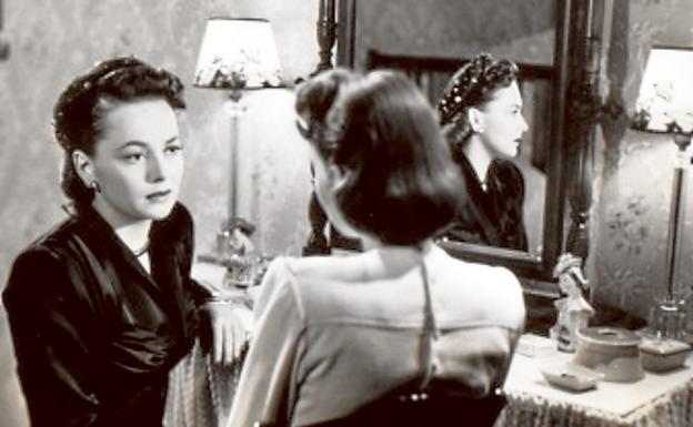 Siodmak, 'A través del espejo'