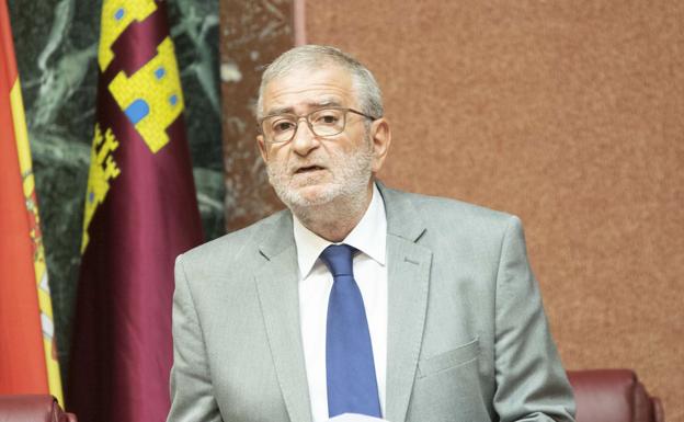 La Asamblea destina 103.839 euros a 55 móviles y tabletas para sus señorías