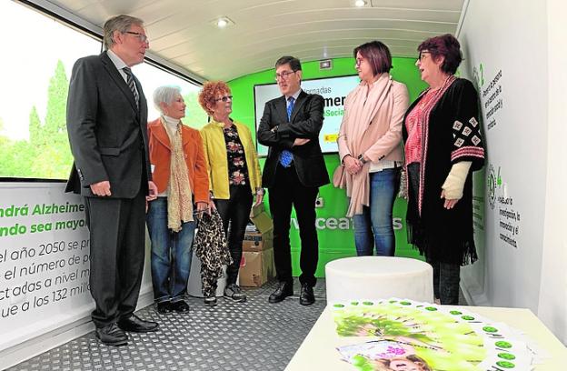 El autobús que hace visible el alzhéimer