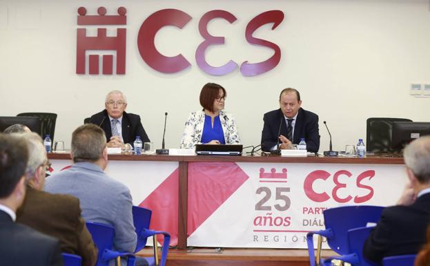 Un informe aconseja fijar cláusulas medioambientales en la contratación pública regional