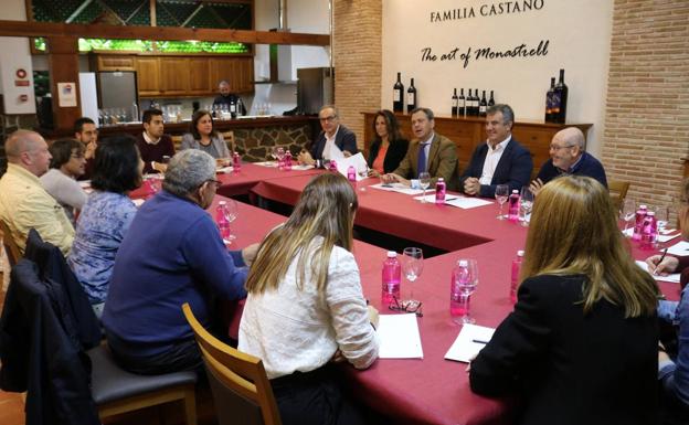 Isabel Borrego promete «negociar las condiciones de los aranceles de Trump»