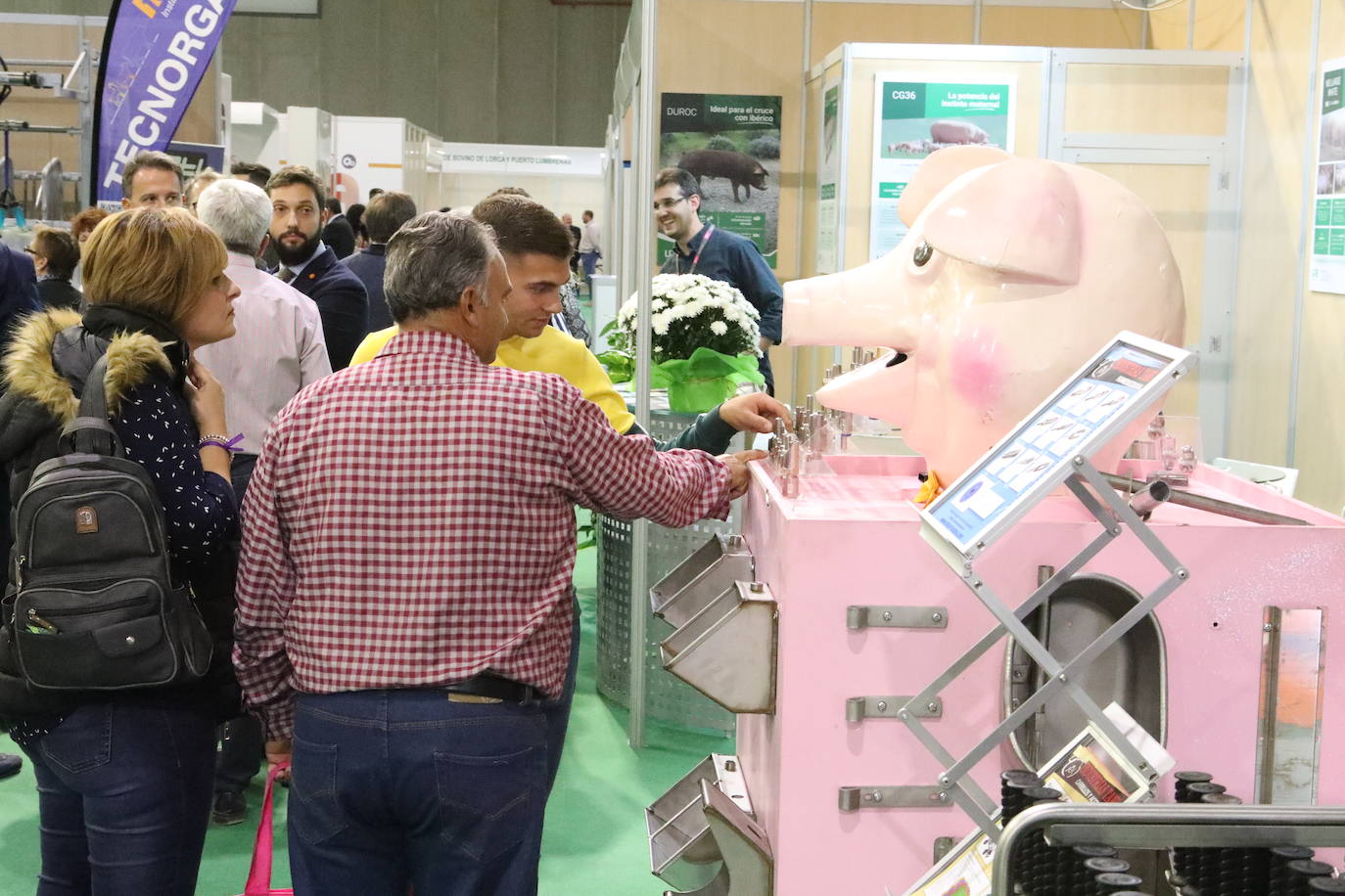 Sepor abre sus puertascon el reto de modernizar las explotaciones porcinas